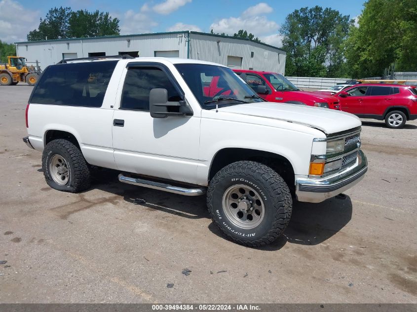 1995 Chevrolet Tahoe K1500 VIN: 3GNEK18K8SG117732 Lot: 39494384