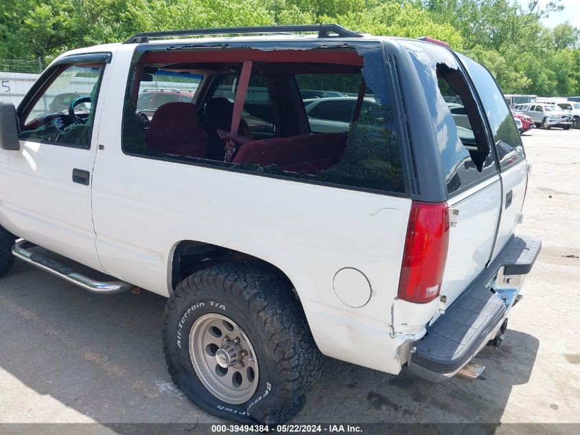 1995 Chevrolet Tahoe K1500 VIN: 3GNEK18K8SG117732 Lot: 39494384