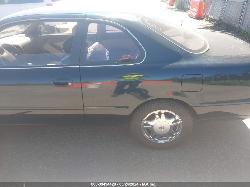 1994 Toyota Camry Le VIN: 4T1GK12C9RU018021 Lot: 39494429