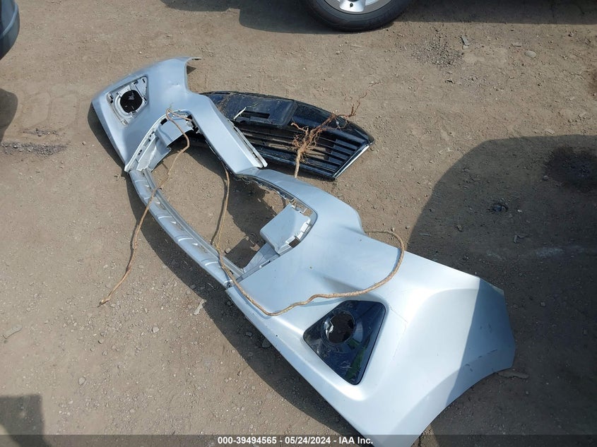 2015 TOYOTA COROLLA L/LE/LE PLS/PRM/S/S PLS - 2T1BURHE2FC330402