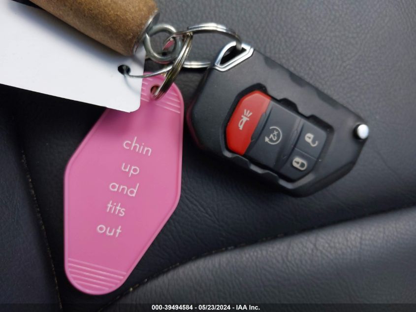 2018 Jeep Wrangler Unlimited Sahara 4X4 VIN: 1C4HJXEG4JW165711 Lot: 39494584