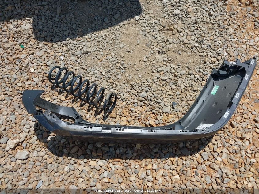 2018 Jeep Wrangler Unlimited Sahara 4X4 VIN: 1C4HJXEG4JW165711 Lot: 39494584