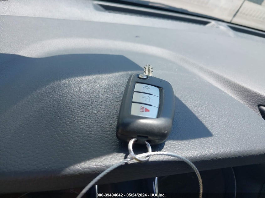 2017 NISSAN ROGUE S/SL/SV - JN8AT2MV0HW019397