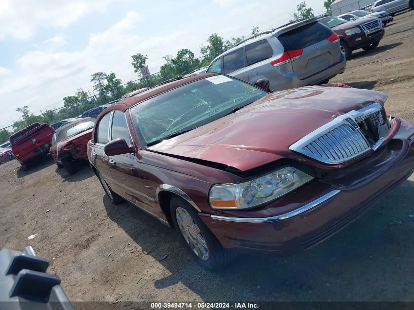 2004 Lincoln Town Car Ultimate VIN: 1LNHM83W44Y614560 Lot: 39494714