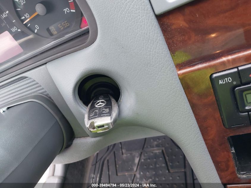 2000 Mercedes-Benz E 320 VIN: WDBJF65J8YB106489 Lot: 39494794