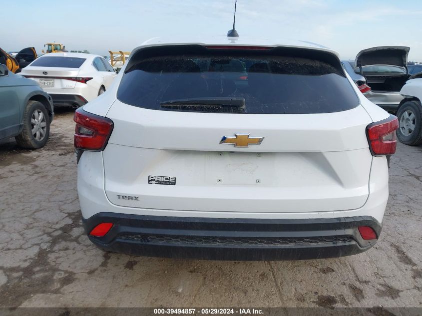 KL77LFE27RC111415 2024 CHEVROLET TRAX - Image 16