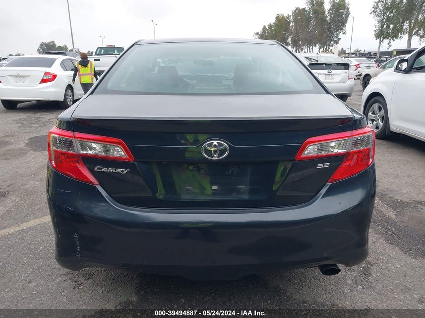 2014 Toyota Camry Se VIN: 4T1BF1FK2EU834000 Lot: 39494887