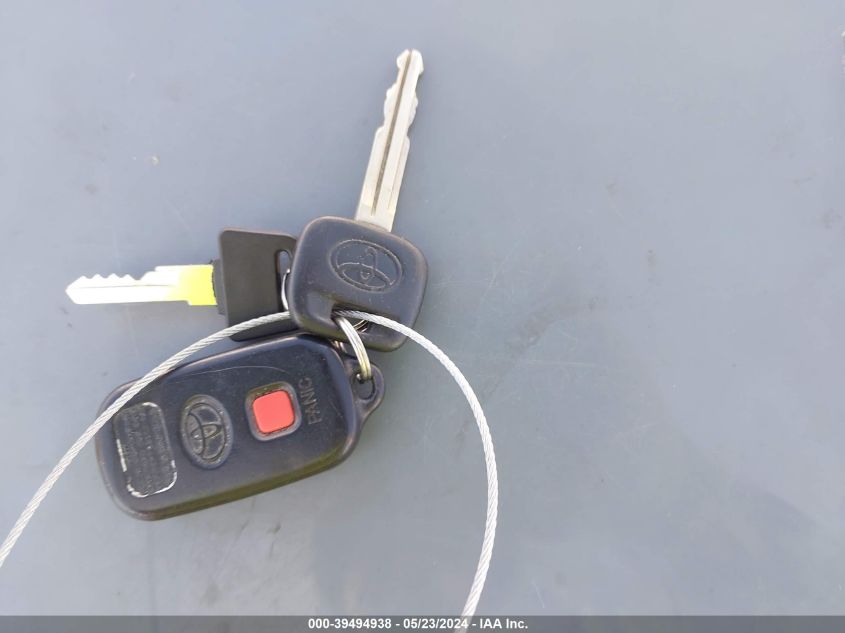 2004 Toyota Camry Le VIN: 4T1BE30K04U326209 Lot: 39494938