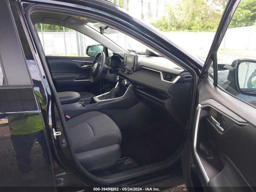 2020 TOYOTA RAV4 XLE HYBRID - 2T3RWRFV0LW074600