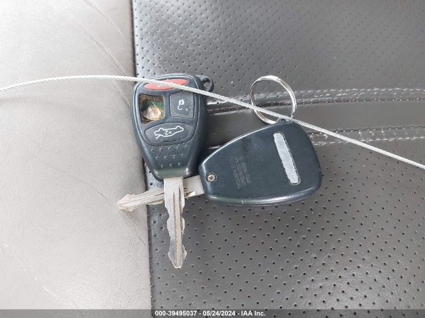 2005 Jeep Grand Cherokee Limited VIN: 1J4HR58NX5C643848 Lot: 39495037