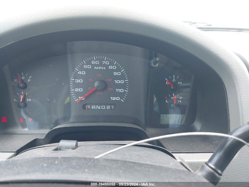 2005 Ford F-150 Stx/Xlt VIN: 1FTRX02W25KC88586 Lot: 39495058