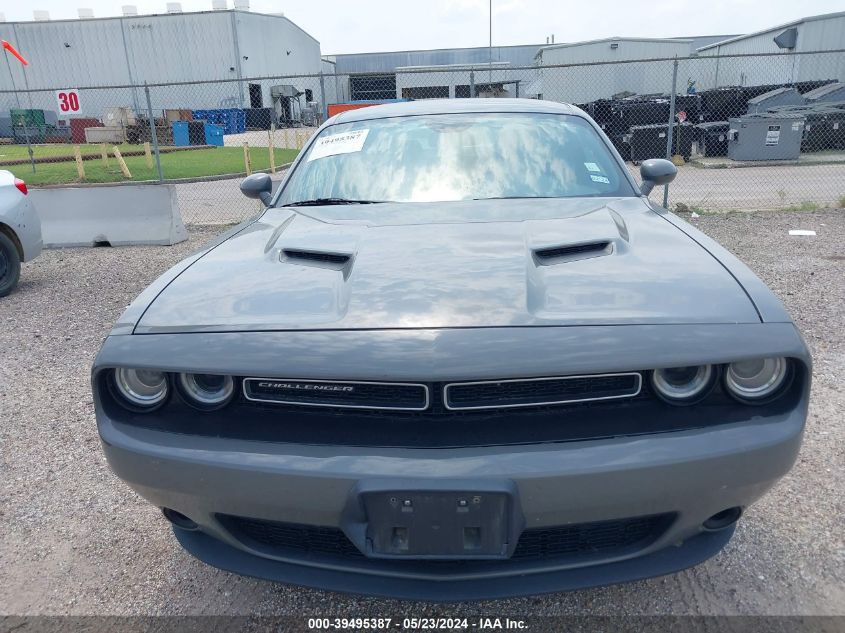 2018 Dodge Challenger Sxt VIN: 2C3CDZAG9JH236262 Lot: 39495387