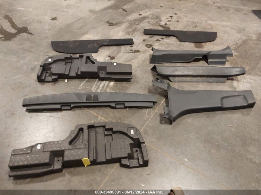 2022 Subaru Outback Limited Xt VIN: 4S4BTGND1N3263703 Lot: 39495391