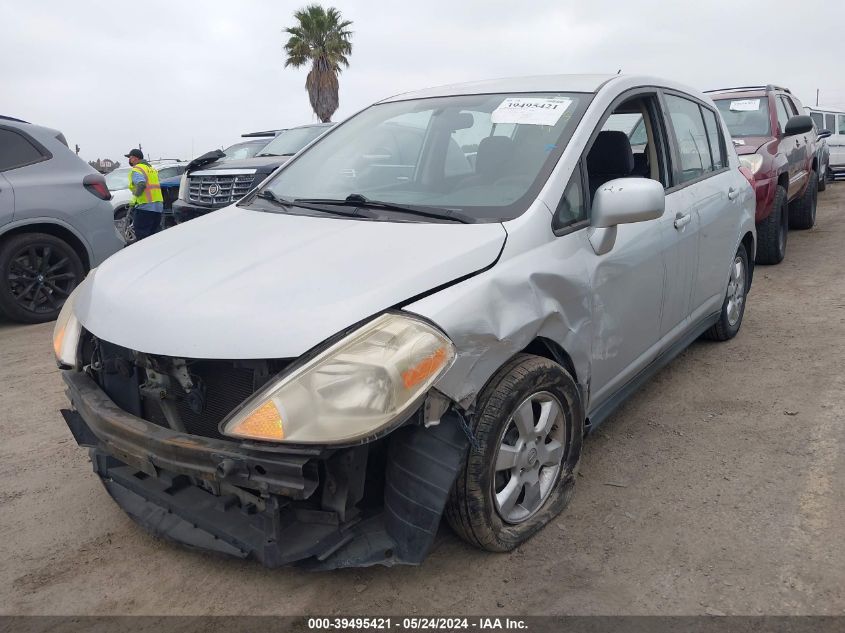 2007 Nissan Versa 1.8Sl VIN: 3N1BC13E27L415401 Lot: 39495421