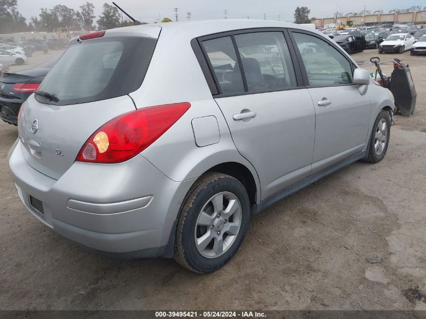 2007 Nissan Versa 1.8Sl VIN: 3N1BC13E27L415401 Lot: 39495421