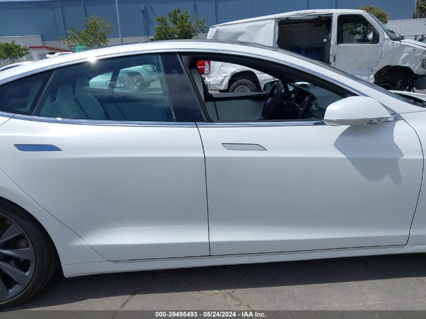 2019 Tesla Model S 100D/75D/Long Range/Standard Range VIN: 5YJSA1E22KF305266 Lot: 39495493