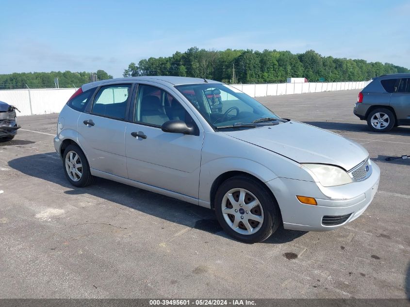 2005 Ford Focus Zx5 VIN: 3FAFP37N35R121725 Lot: 39495601