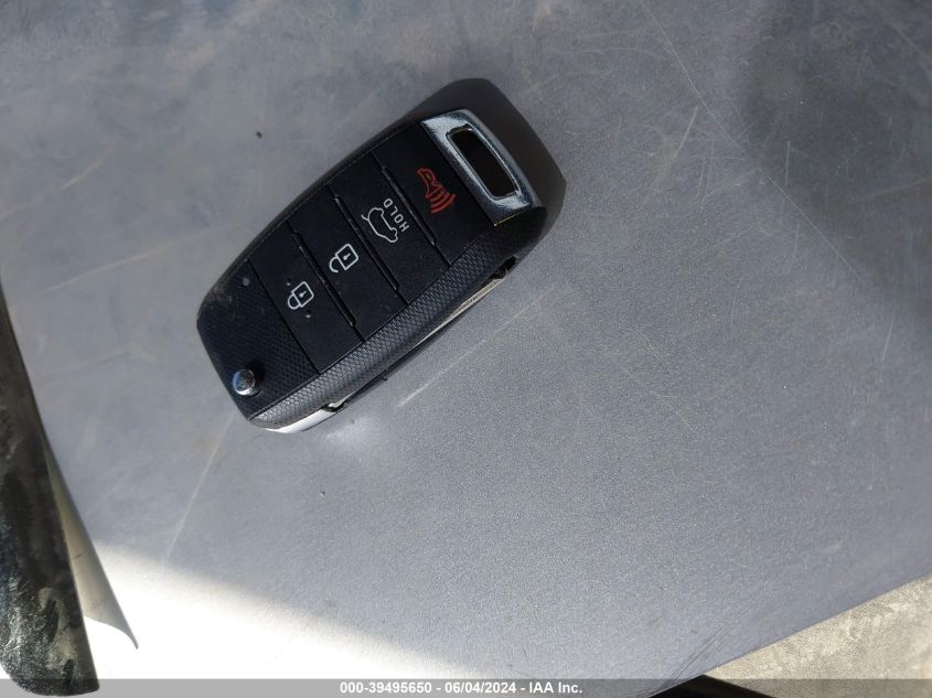 2018 Kia Soul VIN: KNDJN2A23J7562176 Lot: 39495650