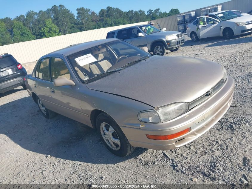 1994 Toyota Camry Le VIN: 4T1SK12EXRU385649 Lot: 39495655