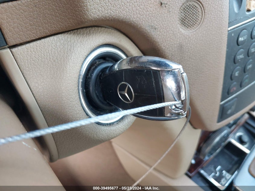 2008 Mercedes-Benz C 300 Luxury 4Matic/Sport 4Matic VIN: WDDGF81XX8F087332 Lot: 39495677