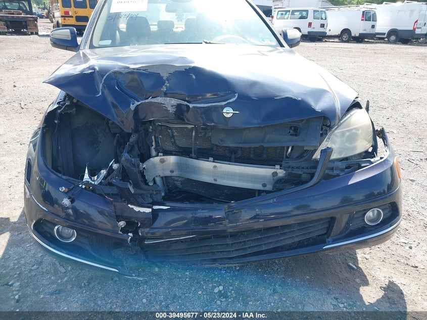 2008 Mercedes-Benz C 300 Luxury 4Matic/Sport 4Matic VIN: WDDGF81XX8F087332 Lot: 39495677