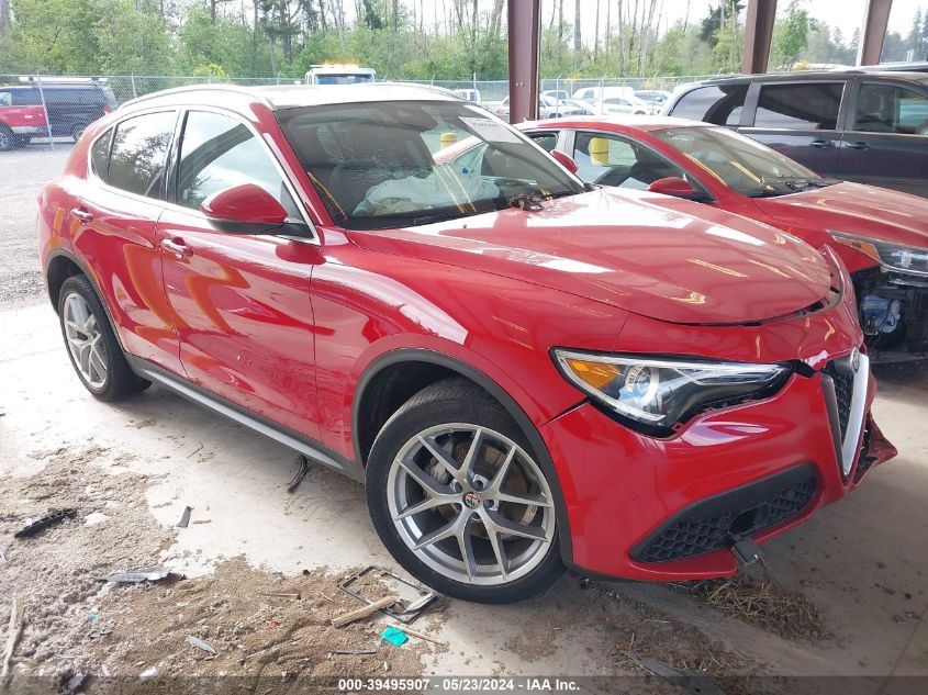 2018 Alfa Romeo Stelvio Ti Awd VIN: ZASFAKBN1J7B95067 Lot: 39495907