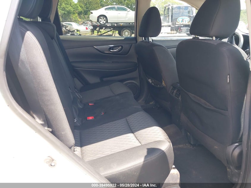 2018 Nissan Rogue Sv VIN: KNMAT2MV6JP531449 Lot: 39495922