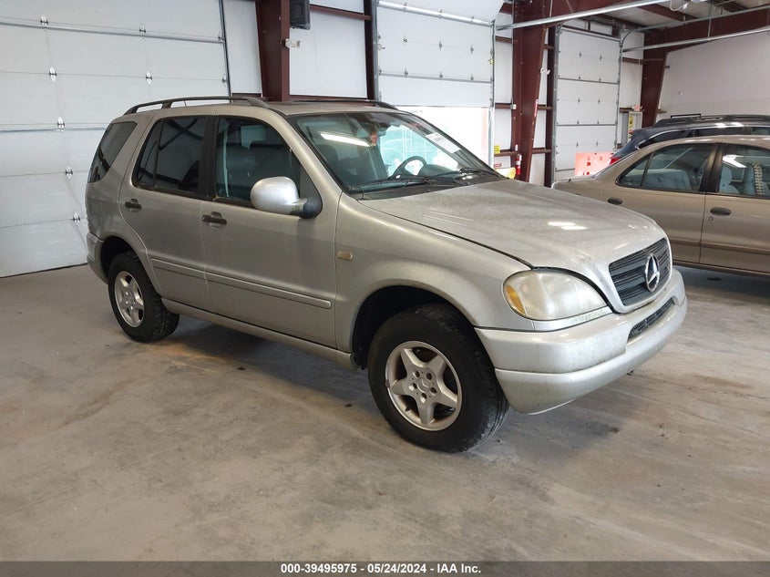 2001 Mercedes-Benz Ml 320 VIN: 4JGAB54E81A272188 Lot: 39495975