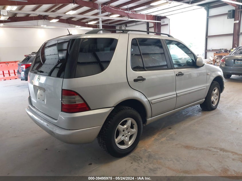 2001 Mercedes-Benz Ml 320 VIN: 4JGAB54E81A272188 Lot: 39495975
