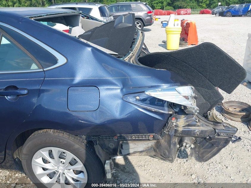 2016 Toyota Camry Le VIN: 4T1BF1FKXGU513230 Lot: 39496016