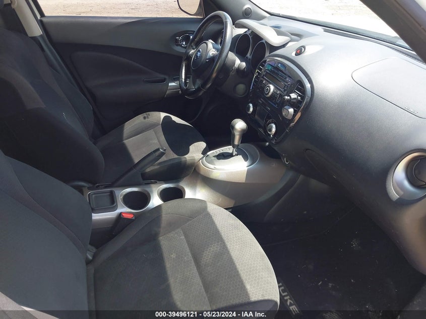 2011 Nissan Juke Sv VIN: JN8AF5MV8BT014370 Lot: 39496121