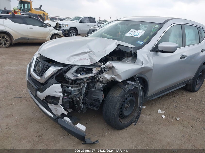 2018 Nissan Rogue S VIN: JN8AT2MV2JW309131 Lot: 39496127