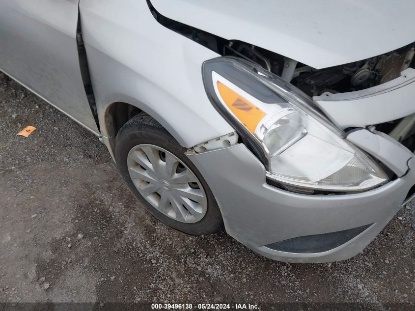 2018 Nissan Versa 1.6 S+ VIN: 3N1CN7AP3JL810135 Lot: 39496138