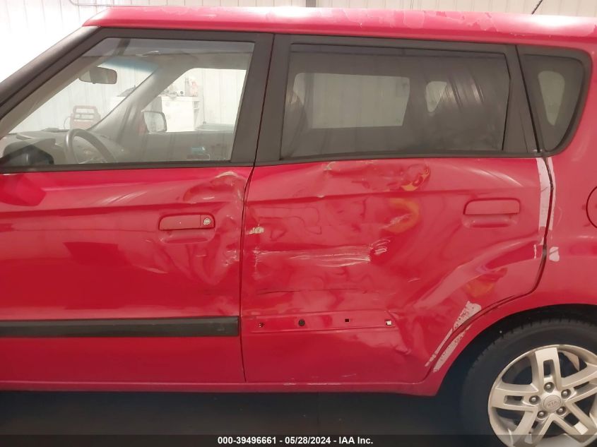 2010 Kia Soul + VIN: KNDJT2A20A7031412 Lot: 39496661