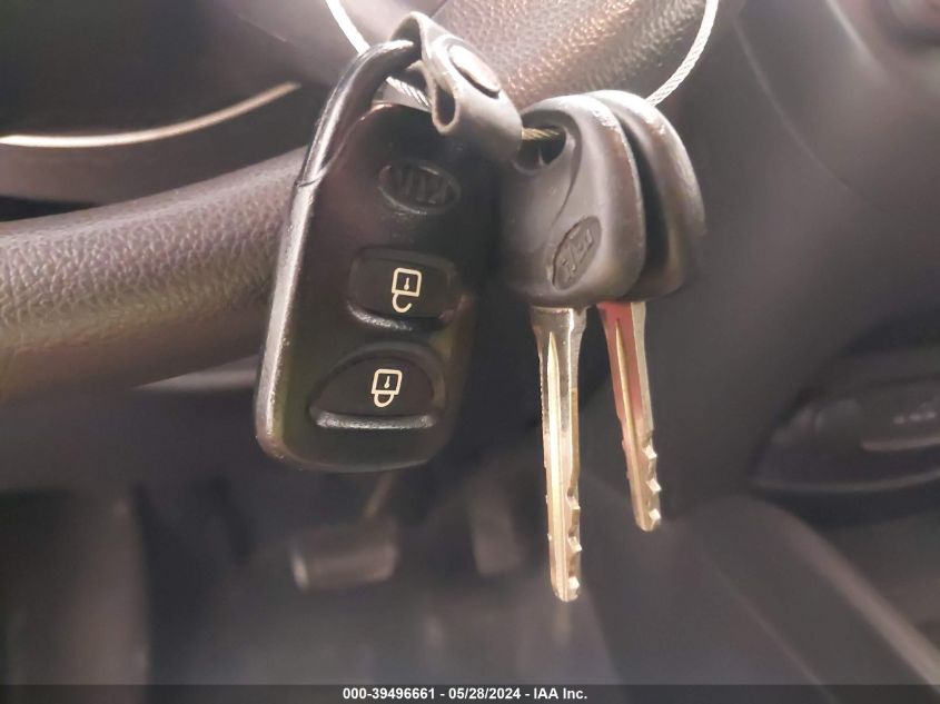 2010 Kia Soul + VIN: KNDJT2A20A7031412 Lot: 39496661