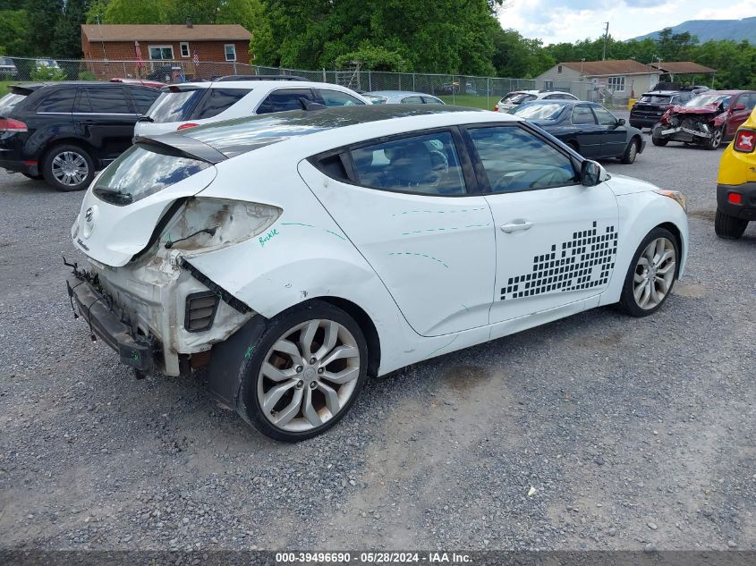 2013 Hyundai Veloster Base W/Gray VIN: KMHTC6ADXDU138874 Lot: 39496690