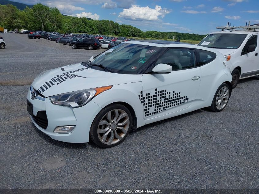 2013 Hyundai Veloster Base W/Gray VIN: KMHTC6ADXDU138874 Lot: 39496690