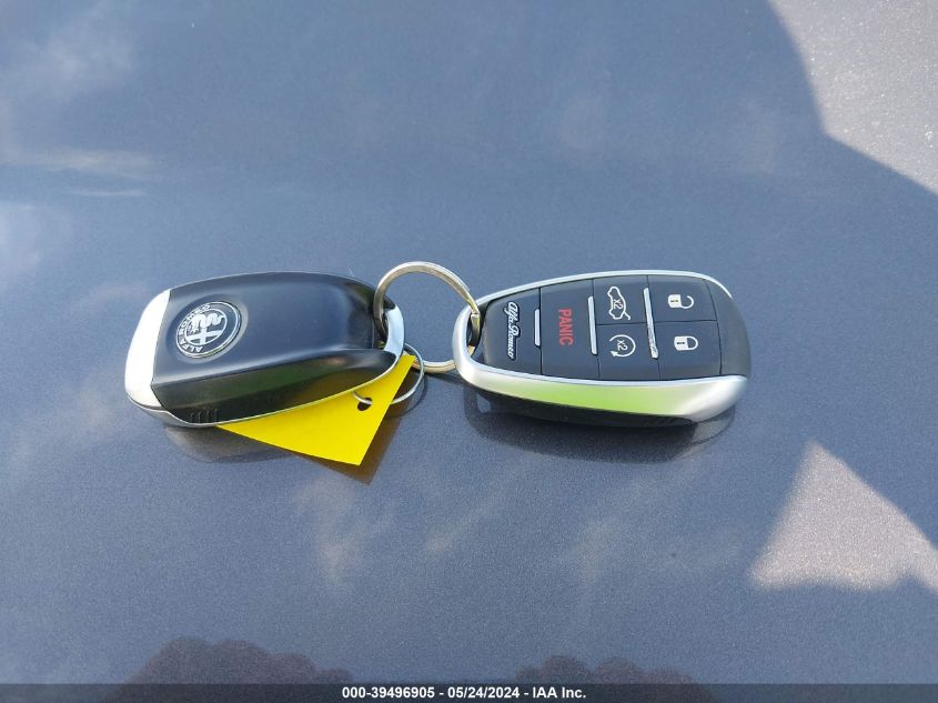 2021 Alfa Romeo Stelvio Ti Awd VIN: ZASPAKBNXM7D11259 Lot: 39496905