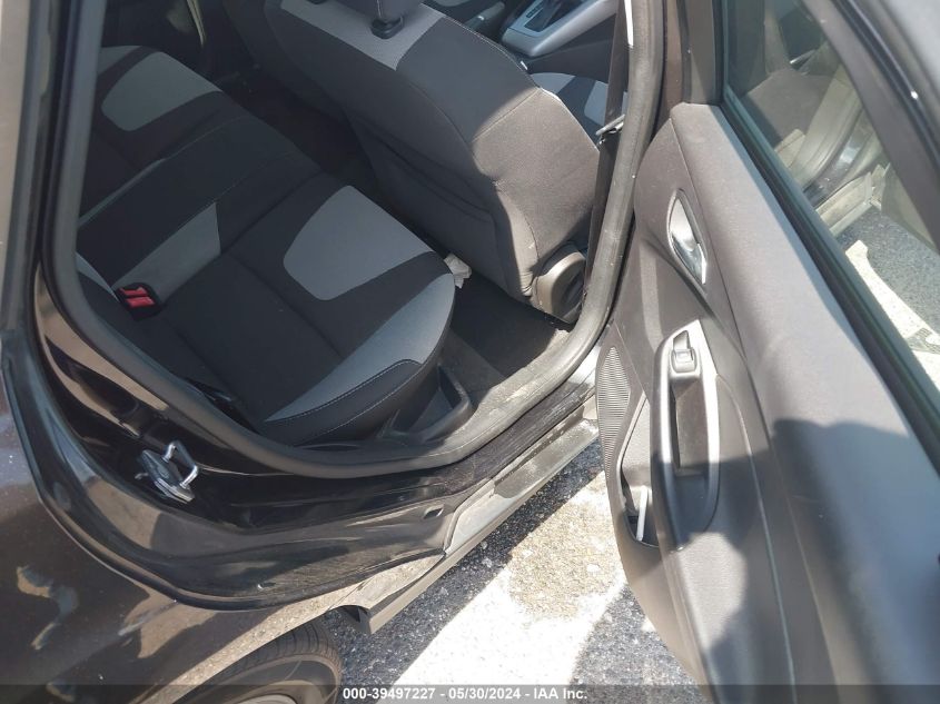 2012 Ford Focus Se VIN: 1FAHP3K29CL402462 Lot: 39497227