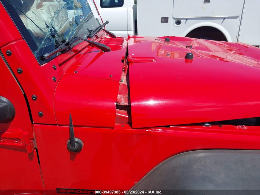 2014 JEEP WRANGLER UNLIMITED SPORT - 1C4BJWDG7EL194662