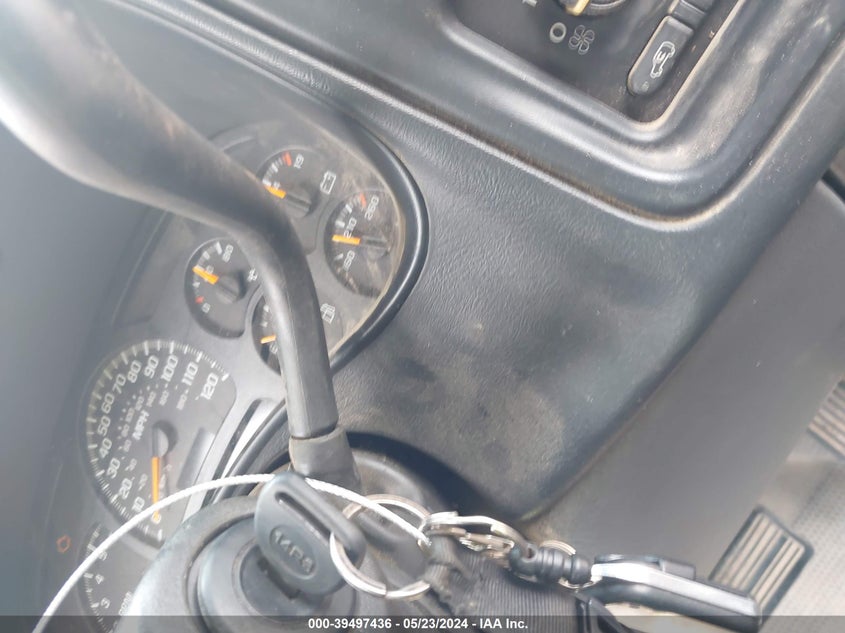 2005 Chevrolet Silverado 2500Hd Work Truck VIN: 1GCHC24U45E264271 Lot: 39497436