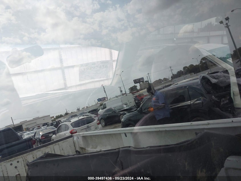 2005 Chevrolet Silverado 2500Hd Work Truck VIN: 1GCHC24U45E264271 Lot: 39497436