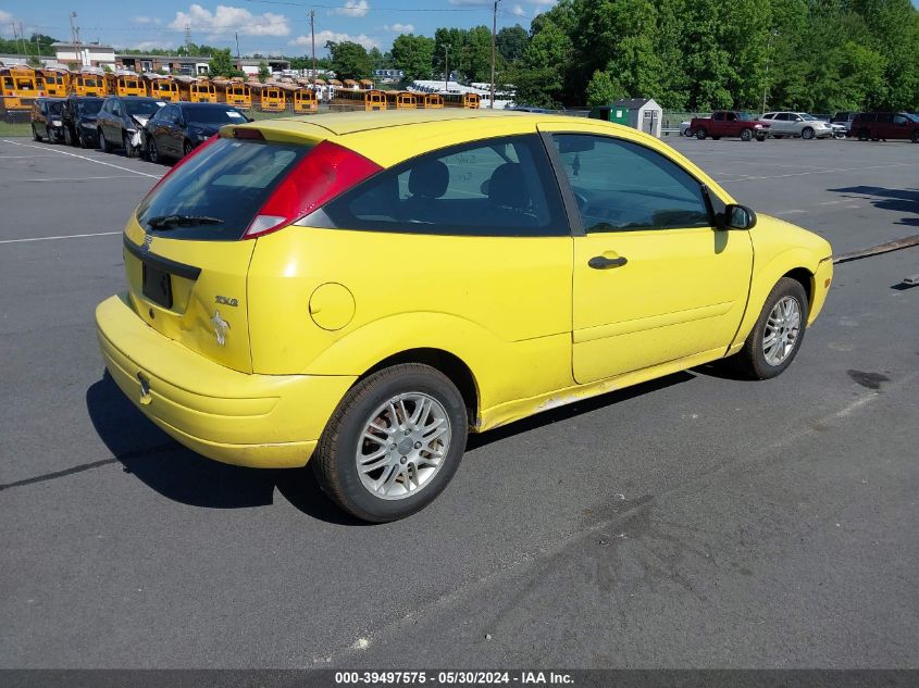 2005 Ford Focus Zx3 VIN: 3FAHP31N25R133527 Lot: 39497575