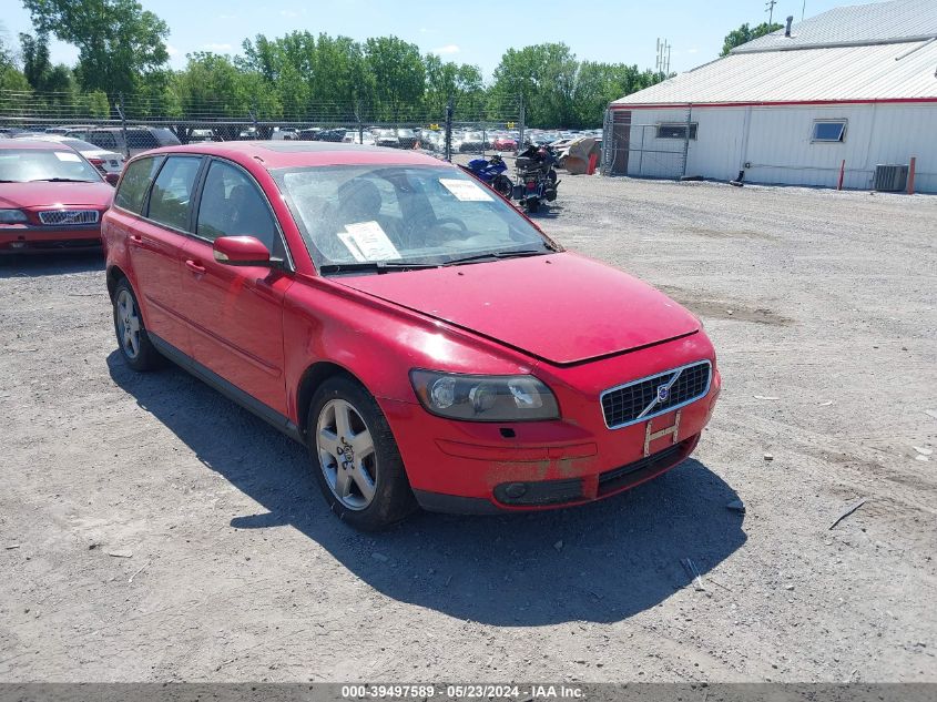 2005 Volvo V50 T5/T5 Awd VIN: YV1MJ682452057220 Lot: 39497589