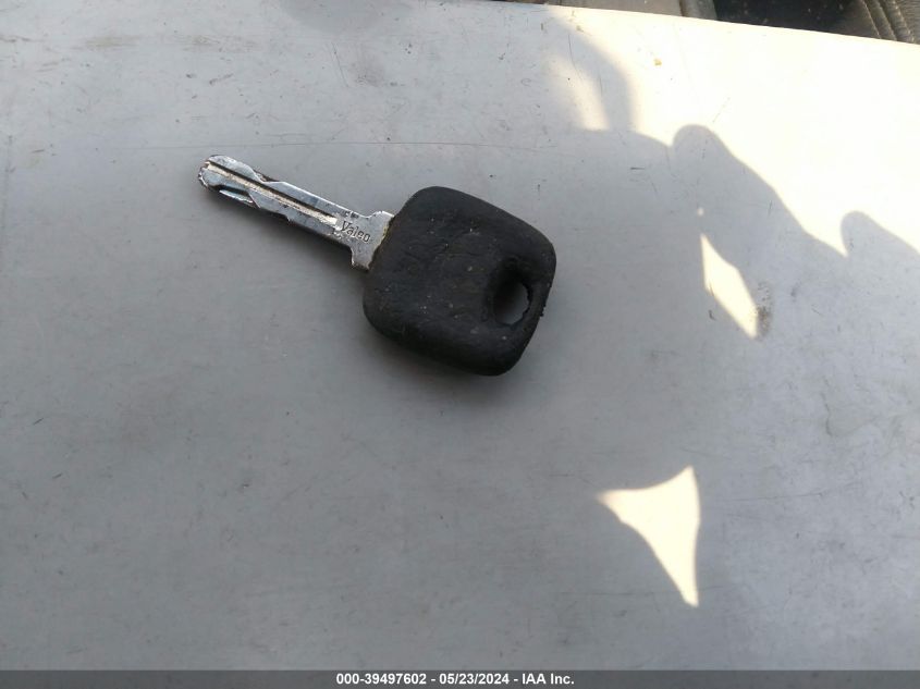 2001 Volvo V70 T5 VIN: YV1SW53D711023445 Lot: 39497602