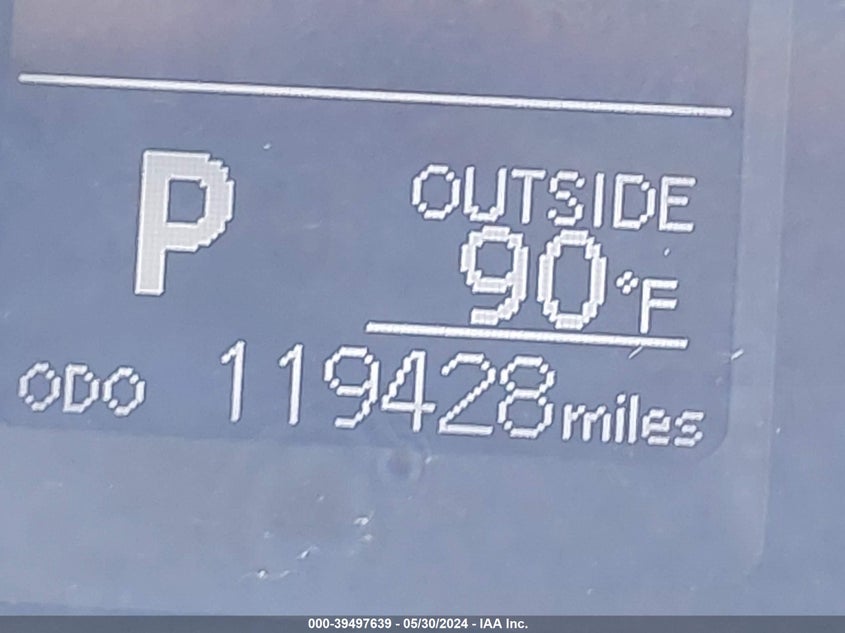 2017 Toyota Corolla Le VIN: 5YFBURHE3HP670502 Lot: 39497639