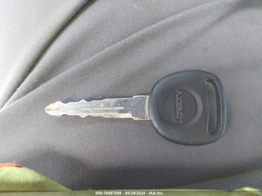 2001 Chevrolet Tahoe Ls VIN: 1GNEK13TX1J294800 Lot: 39497699