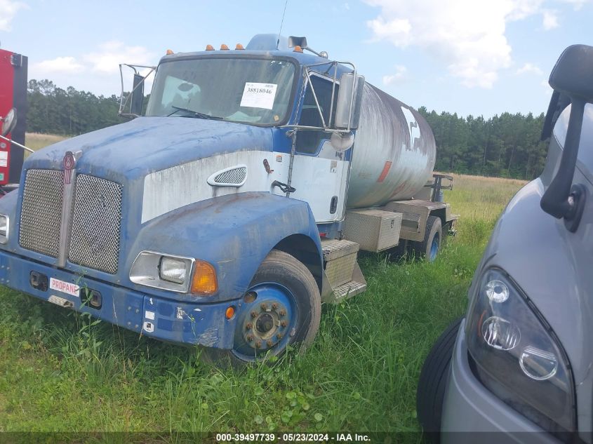 2005 Kenworth Construction T300 VIN: 2NKMHD7X85M085781 Lot: 39497739