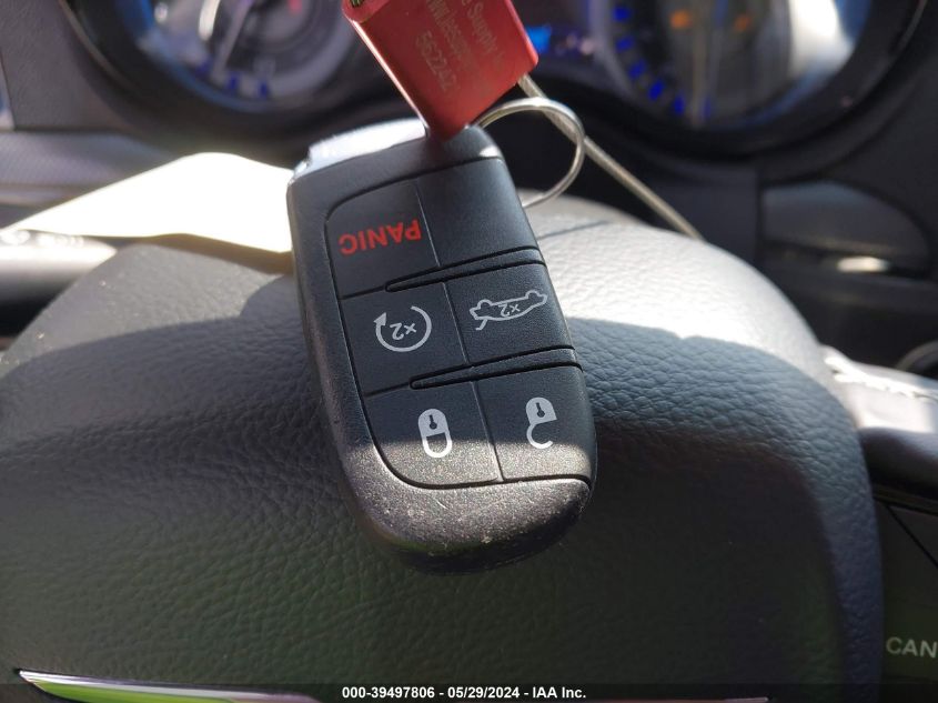 2015 Chrysler 300 300S VIN: 2C3CCABT5FH767059 Lot: 39497806