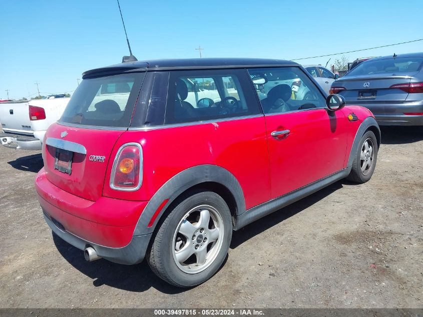 2008 Mini Cooper VIN: WMWMF33568TT66058 Lot: 39497815